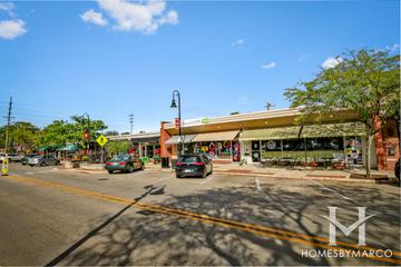 Clarendon Hills, IL