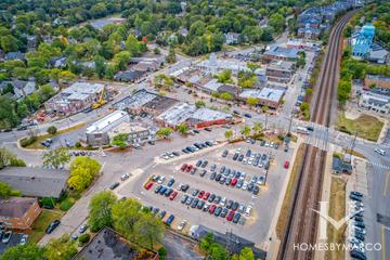 Clarendon Hills, IL