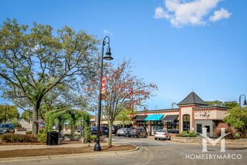 Clarendon Hills, IL