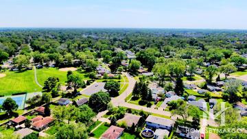 Mundelein, IL