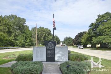 Mundelein, IL