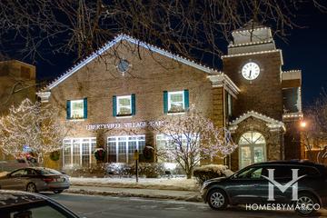 Libertyville, IL