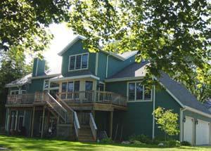 W345N5298 Tearney  Dr., Oconomowoc, WI 53069