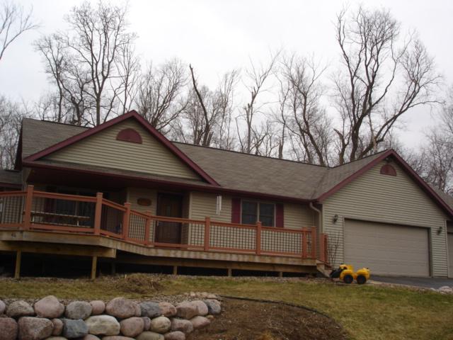 W6280 Hossfeld Rd., Onalaska, WI 54636
