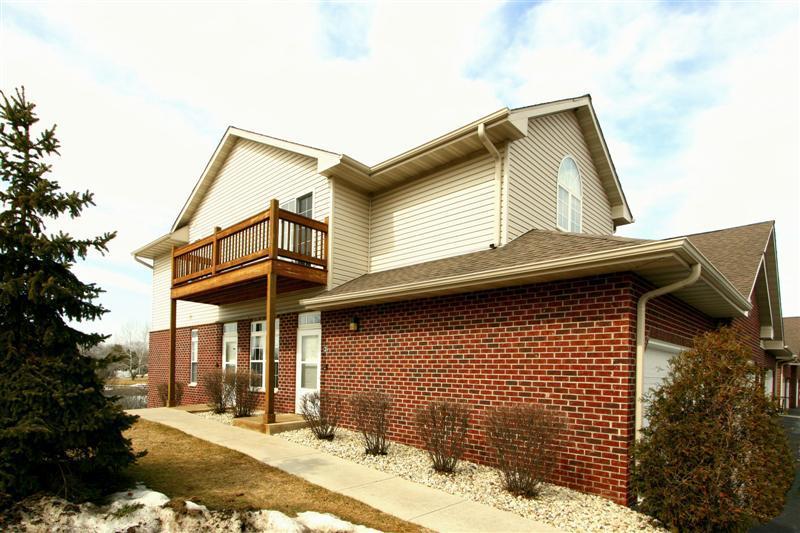 7925 S Scepter Dr. #2, Franklin, WI 53132