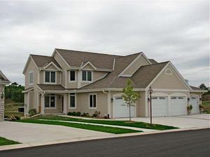 3502 White Oak Way #A, Waukesha, WI 53188