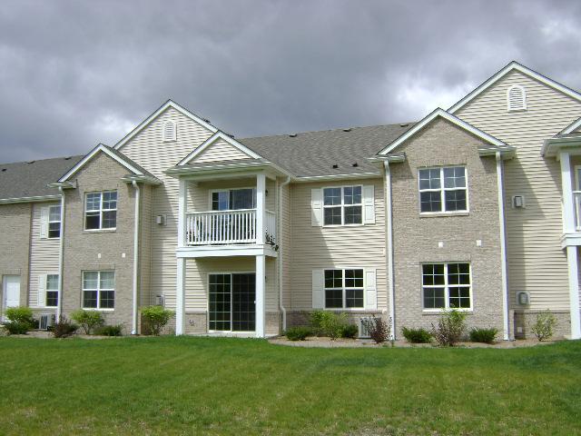 921 Village Center #203, Mount Pleasant, WI 53406
