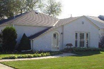 1819 Minnesota Ave., South Milwaukee, WI 53172