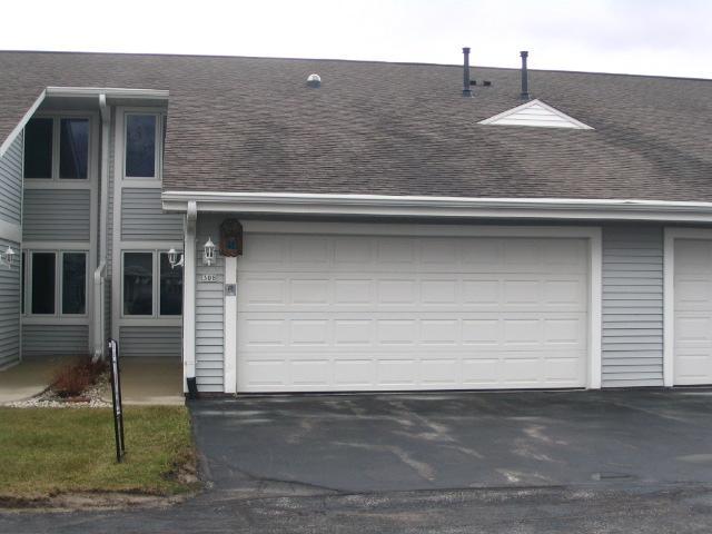 308 Hartford Sq., Hartford, WI 53027