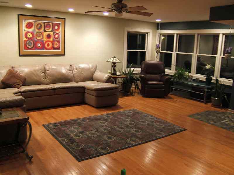 1651 S Birchwood Ln., New Berlin, WI 53146