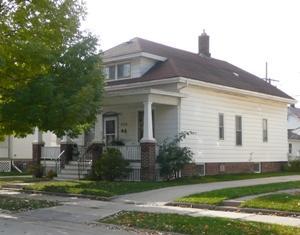 2038 Charles St., Racine, WI 53402