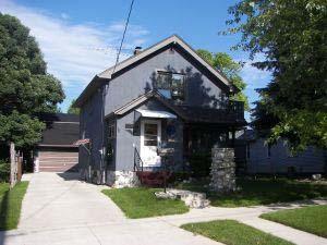 917 S 22nd St., Manitowoc, WI 54220