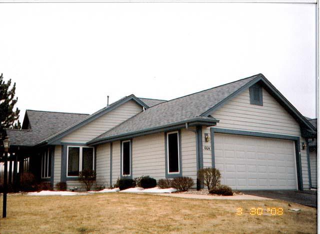 1004 Bay View Ct., Mukwonago, WI 53149