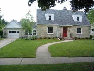 401 Oxford Rd., Waukesha, WI 53186