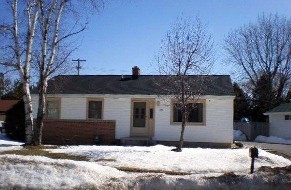 1635 Lilac Dr., Manitowoc, WI 54220