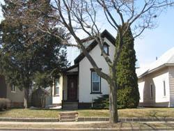 2037 George St., La Crosse, WI 54603