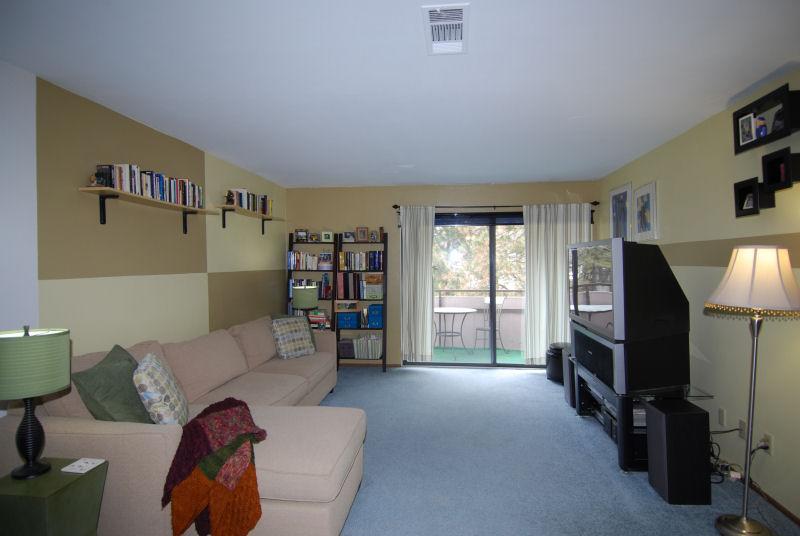 7005 N Green Bay Ave. #D, Glendale, WI 53209