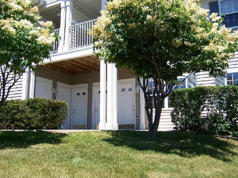 7984 N 107th St. #9, Milwaukee, WI 53224