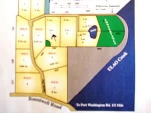 2049 N Martin Way, Mequon, WI 53097