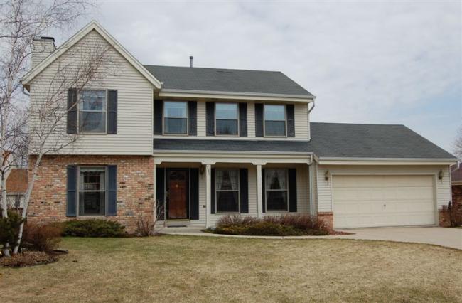 7940 W Leroy Ave., Greenfield, WI 53220