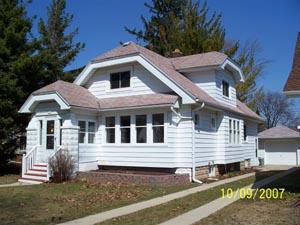 8216 W Stickney, Wauwatosa, WI 53213