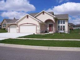 104 Chapel Hill, Johnson Creek, WI 53038