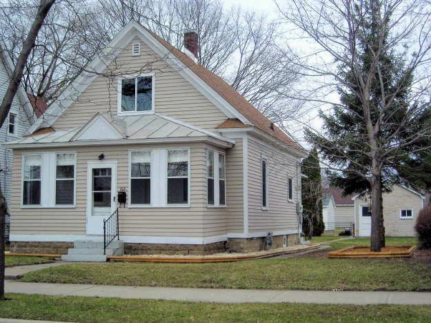 [Address Hidden by Seller], La Crosse, WI 54601