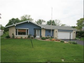 4216 Wood View, Caledonia, WI 53404