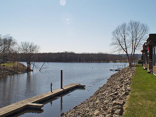 1083 Lauderdale Pl., Onalaska, WI 54650