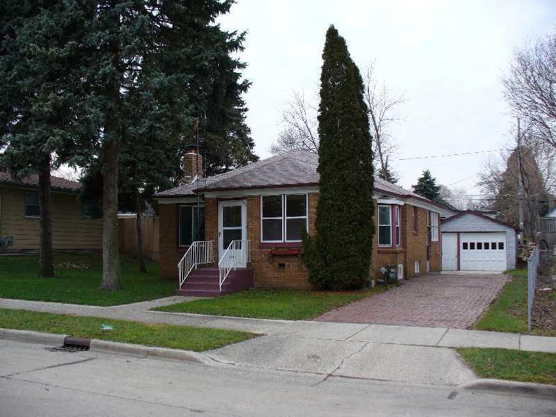 1238 Indiana St, Racine, WI 53405