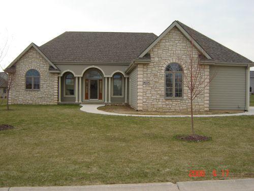 10229 Janus, Oak Creek, WI 53154