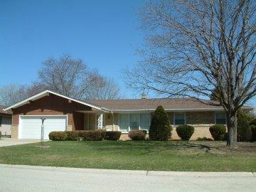 1010 W Monrovia Ave., Glendale, WI 53217