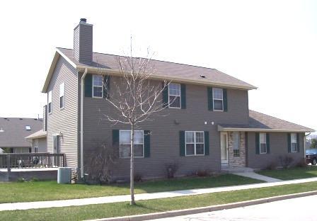 2701 Sandra Ln., Waukesha, WI 53188
