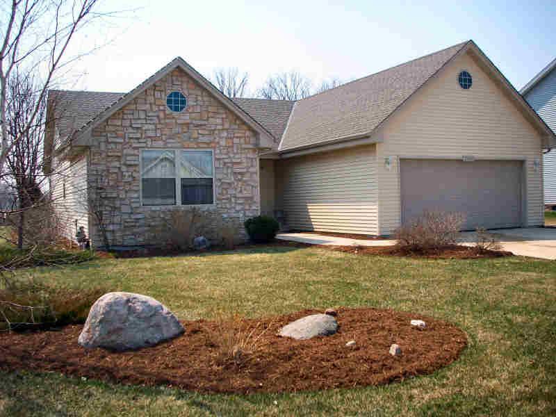 2103 Parkway Dr., Caledonia, WI 53402