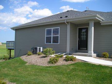 616 Farmstead Ct., Slinger, WI 53086