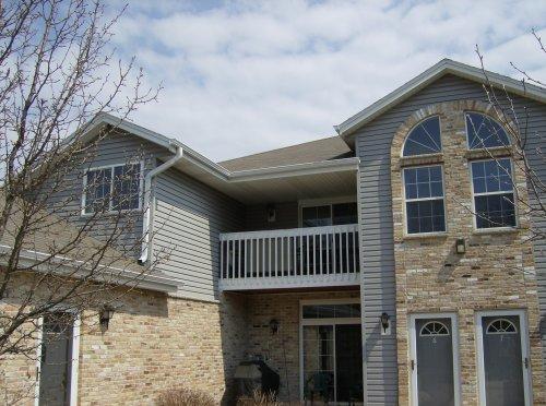 9131 S Aspen Dr. # 5, Oak Creek, WI 53154