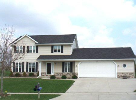 540 Timberline Dr, Slinger, WI 53086