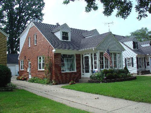 1143 Elm Lawn, Wauwatosa, WI 53213