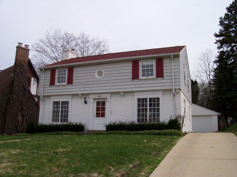 6603 Revere Ave., Wauwatosa, WI 53213