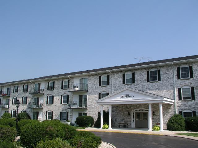 125 N University Dr. #318, West Bend, WI 53095