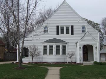 3711 S 2nd St., Milwaukee, WI 53207