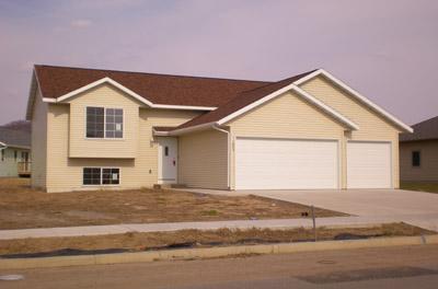 1903 Viking Ave., Holmen, WI 54636