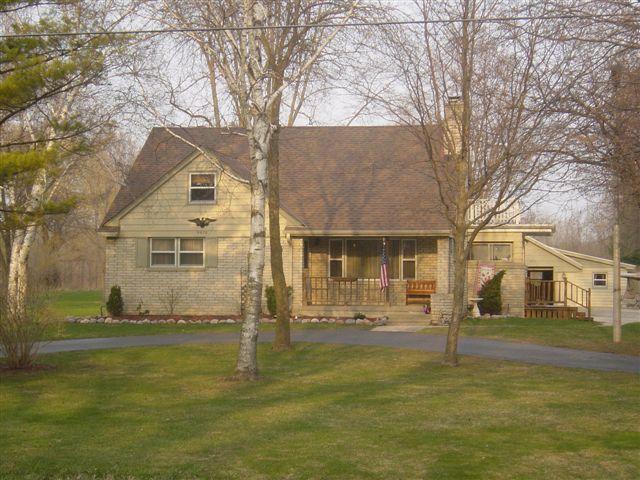 9670 S 15th Ave., Oak Creek, WI 53154