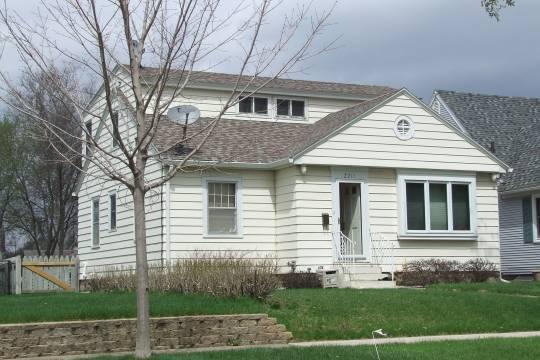 2211 Winnebago St, La Crosse, WI 54601