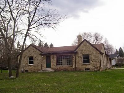 N57W39415 Sunnyfield Dr., Oconomowoc, WI 53066