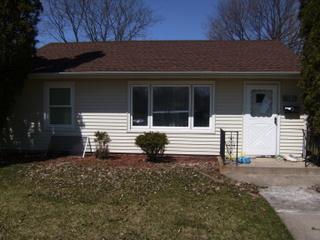 210 W Roberta Ave., Waukesha, WI 53186