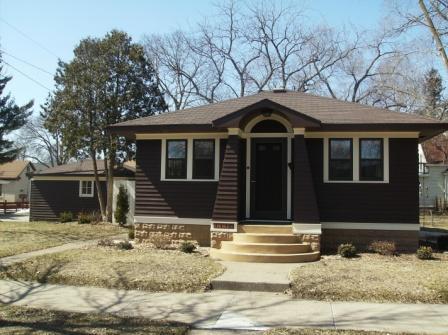 1110 S 17th St., La Crosse, WI 54601
