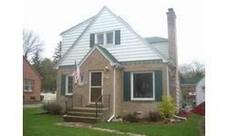 4060 N 110th St., Wauwatosa, WI 53222