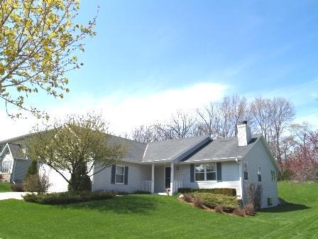 2914 Willard Ln., Waukesha, WI 53188