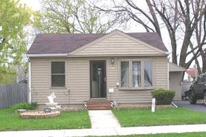 1761 Oregon St., Racine, WI 53405